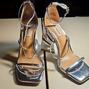 Steve Madden Strappy Silver Heels (7.5m)